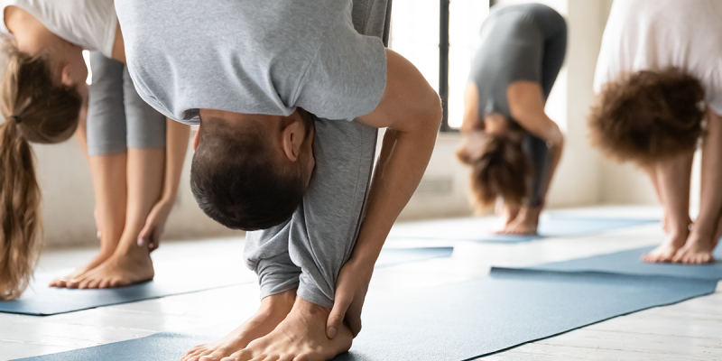 yoga teacher 03