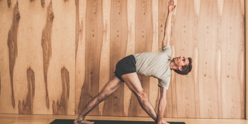 艾扬格瑜伽 Iyengar Yoga