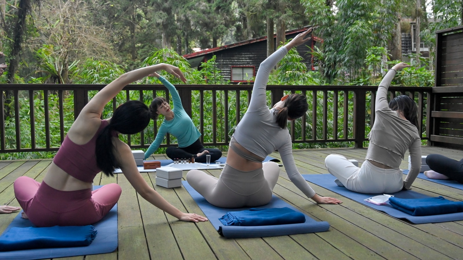 香薰瑜伽 Aromatherapy Yoga
