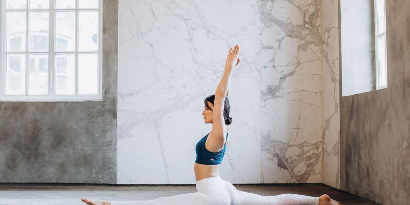 神猴式 Hanumanasana