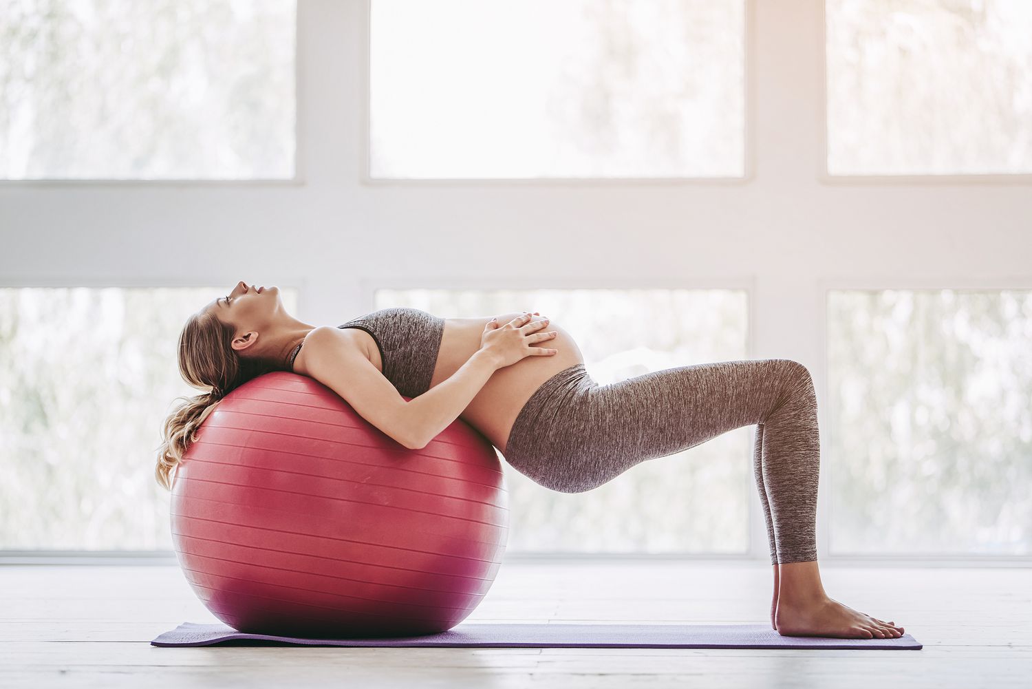 孕产瑜伽 Maternal Yoga