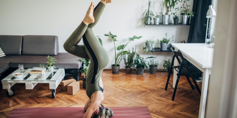 练习瑜伽 practice yoga