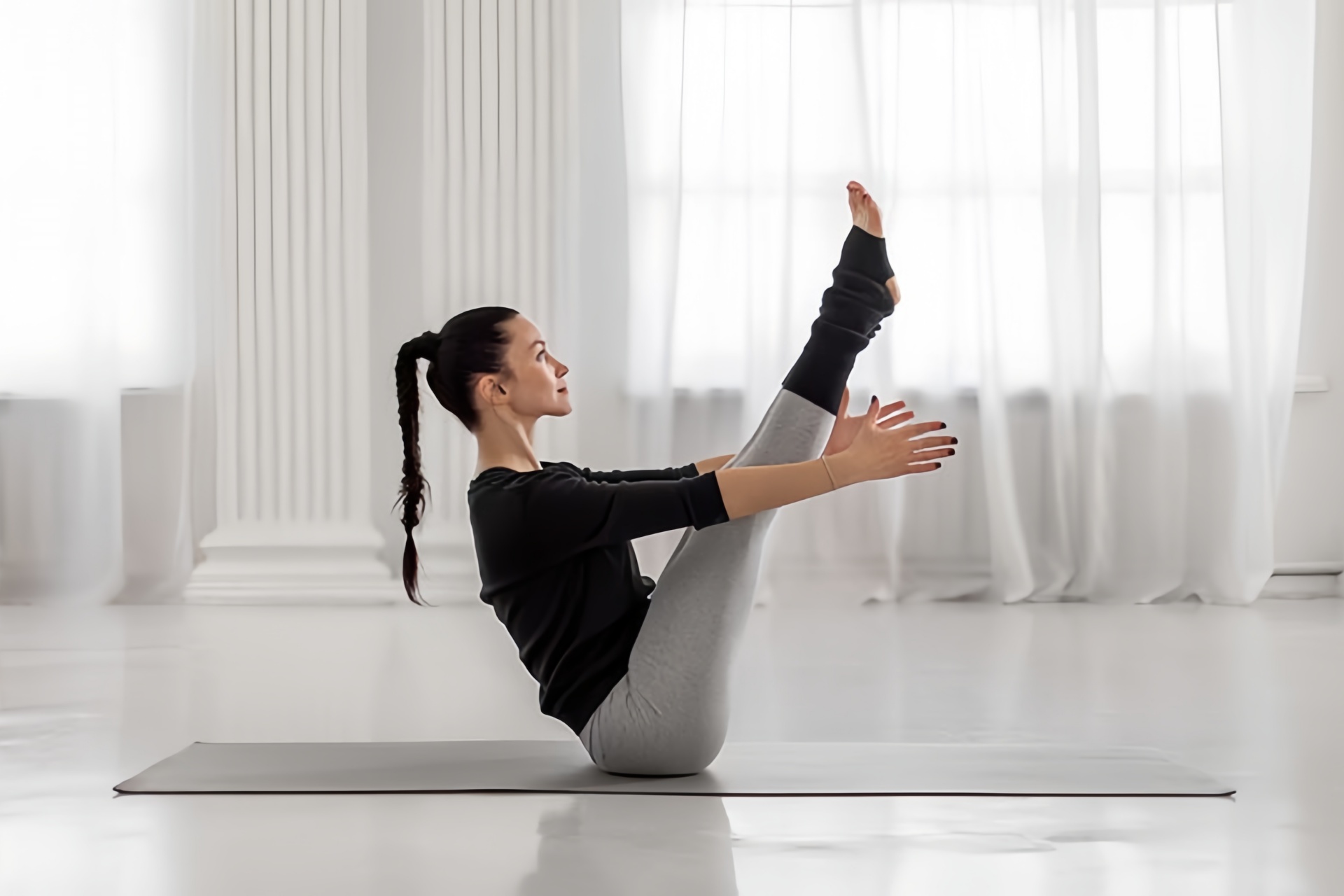 船式 Navasana