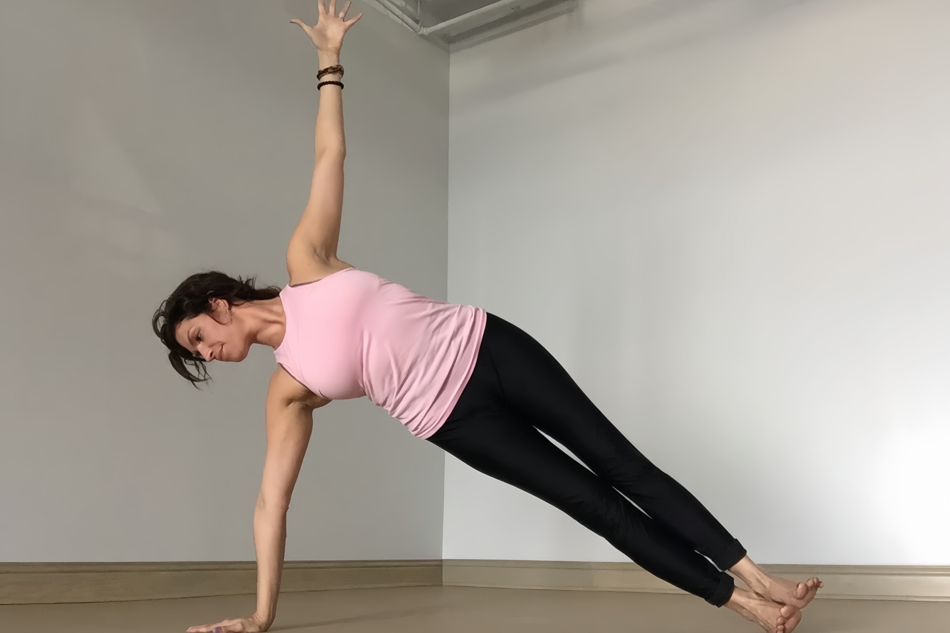 侧板式 Vasisthasana1