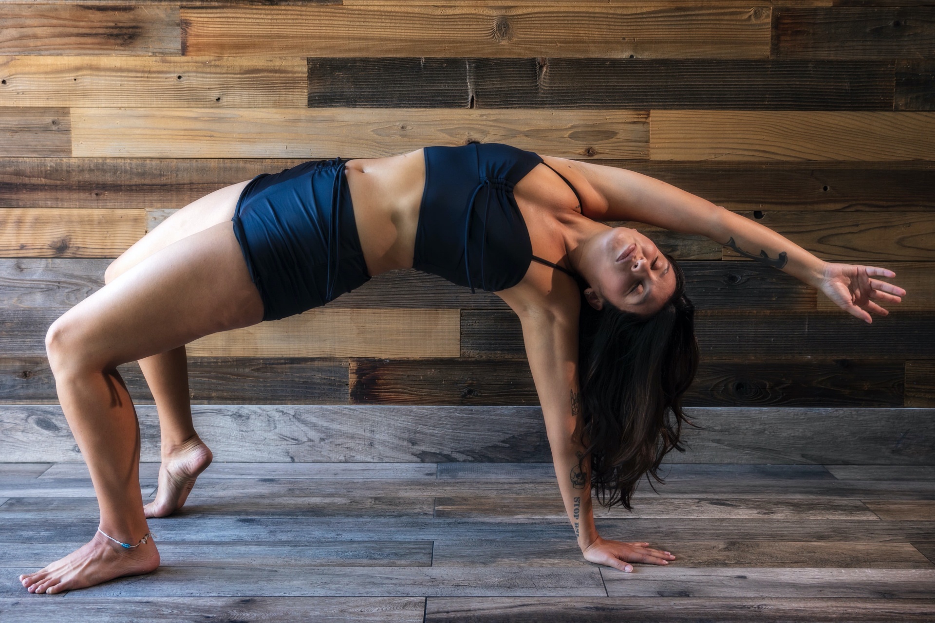 高温瑜伽 Hot Yoga